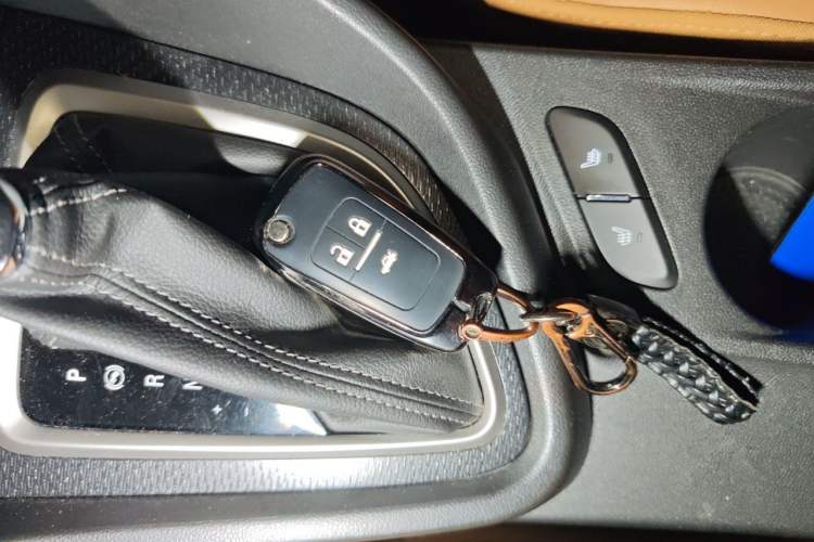 Used Buick Excelle GX 2019 18T Automatic Connected Flagship Version China VI Standard Vehicle Key