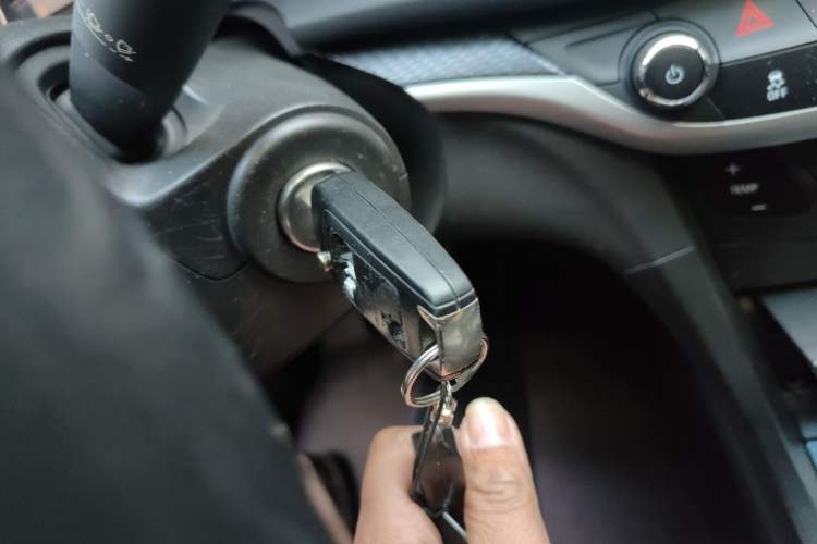 Used Buick Excelle GX 2019 18T Automatic Connected Elite Model China V Standard Vehicle Key