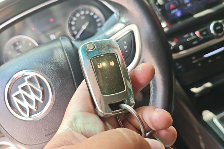 Used Buick Excelle GX 2019 18T Automatic Connected Flagship Version China VI Standard Vehicle Key
