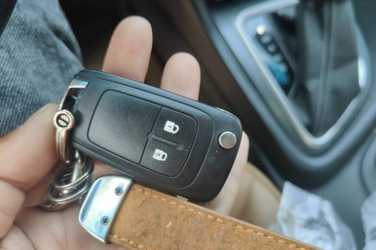 Used Buick Excelle GX 2019 18T Automatic Connected Flagship Version China VI Standard Vehicle Key