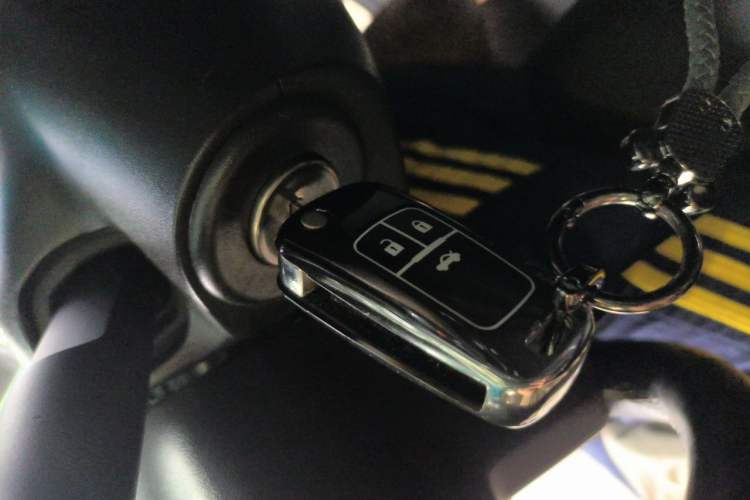 Used Buick Excelle GX 2019 18T Automatic Connected Elite Model China VI Standard Vehicle Key
