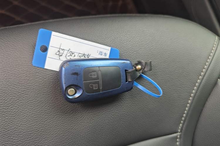 Used Buick Excelle GX 2019 18T Automatic Connected Elite Model China VI Standard Vehicle Key