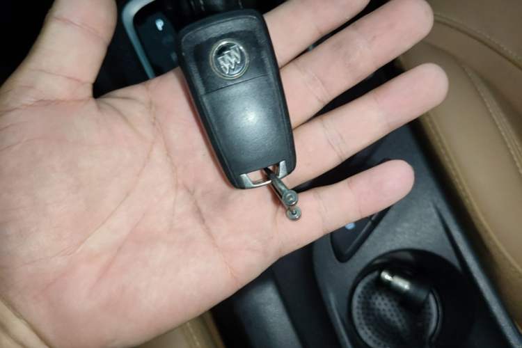 Used Buick Excelle GX 2019 18T Automatic Connected Flagship Version China VI Standard Vehicle Key