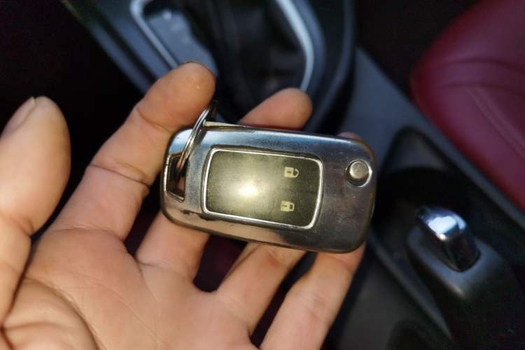 Used Buick Excelle GX 2019 18T Automatic Connected Elite Model China V Standard Vehicle Key