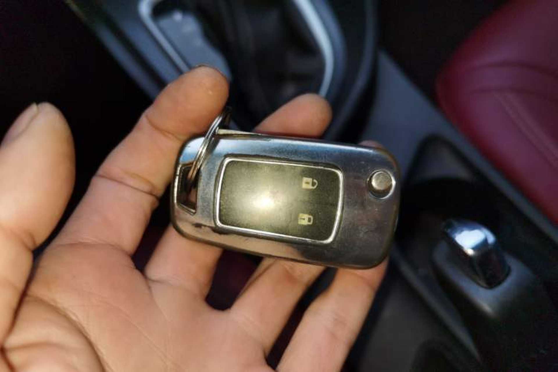 Used Buick Excelle GX 2019 18T Automatic Connected Elite Model China V Standard Vehicle Key