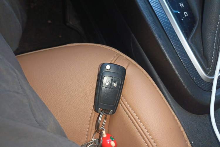 Used Buick Excelle GX 2019 18T Automatic Connected Flagship Version China VI Standard Vehicle Key