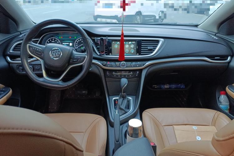 Used Buick Excelle GX 2019 18T Automatic Connected Flagship Version China VI Standard Center Console