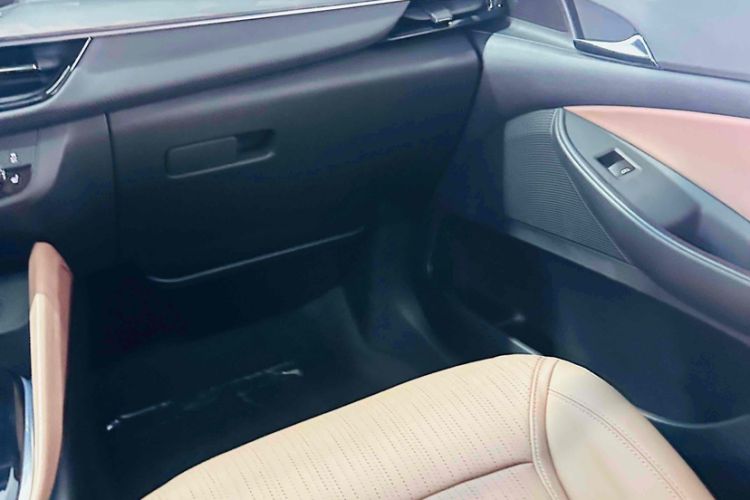 Used Buick GL6 2021 323T Mild Hybrid Connect Luxury Model Interior 8