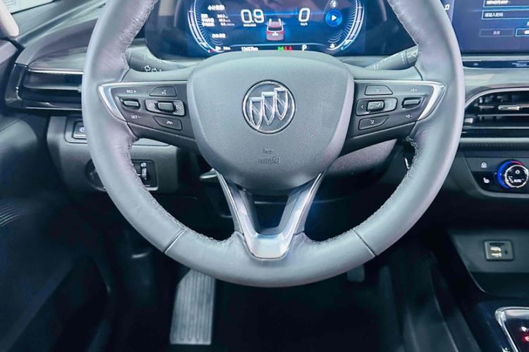 Used Buick GL6 2021 323T Mild Hybrid Connect Luxury Model Steering Wheel