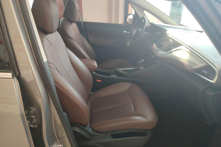 Used Buick GL6 2018 18T 6-Seater Luxury Model Interior 1