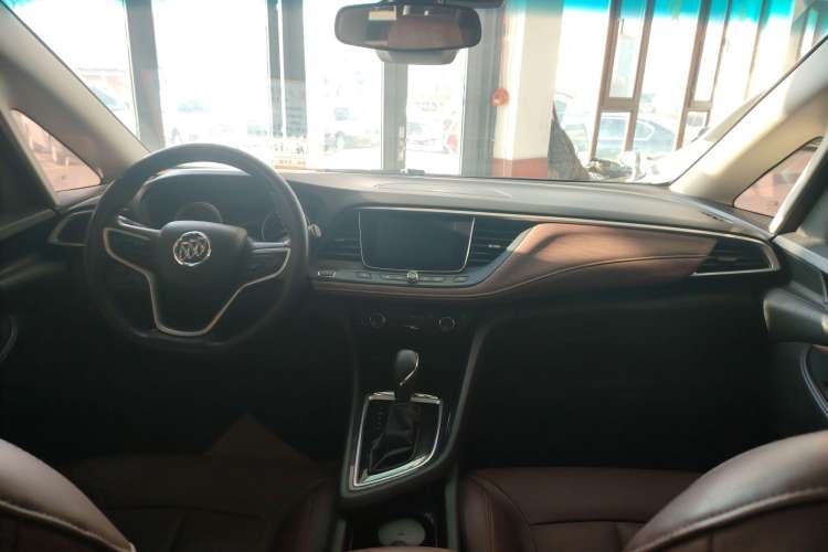 Used Buick GL6 2018 18T 6-Seater Luxury Model Interior 3