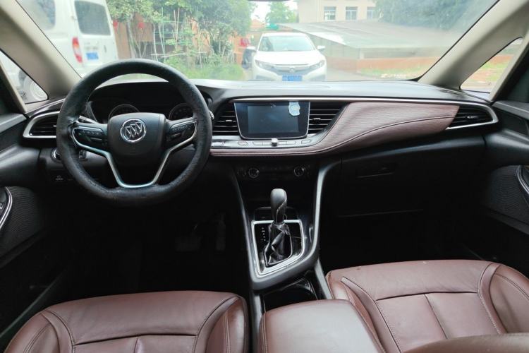 Used Buick GL6 2018 18T 6-Seater Prestige Model Center Console
