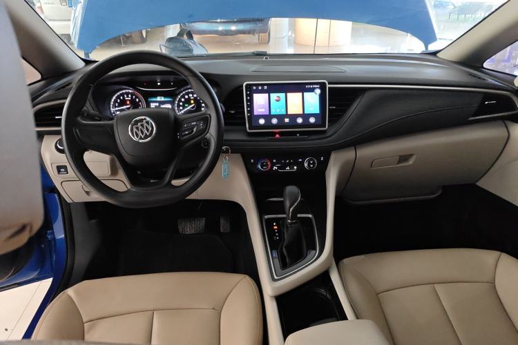 Used Buick GL6 2018 18T 6-Seater Elite Model Center Console