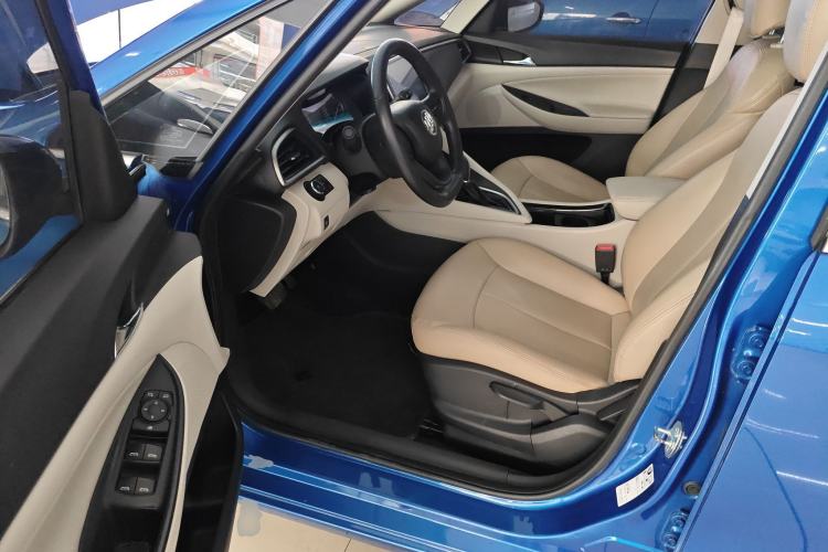 Used Buick GL6 2018 18T 6-Seater Elite Model Driver Seat