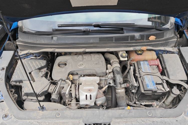 Used Buick GL6 2018 18T 6-Seater Prestige Model Engine Bay