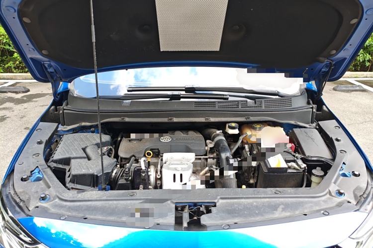 Used Buick GL6 2018 18T 6-Seater Prestige Model Engine Bay