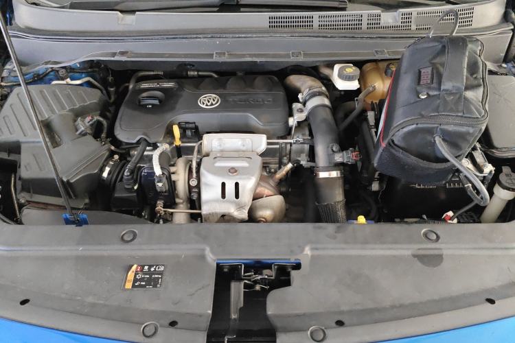 Used Buick GL6 2018 18T 6-Seater Elite Model Engine Bay