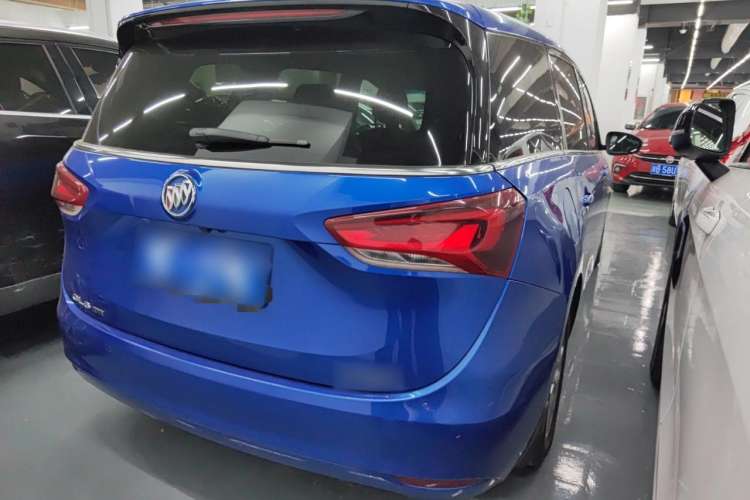 Used Buick GL6 2018 18T 6-Seater Luxury Model Exterior 3