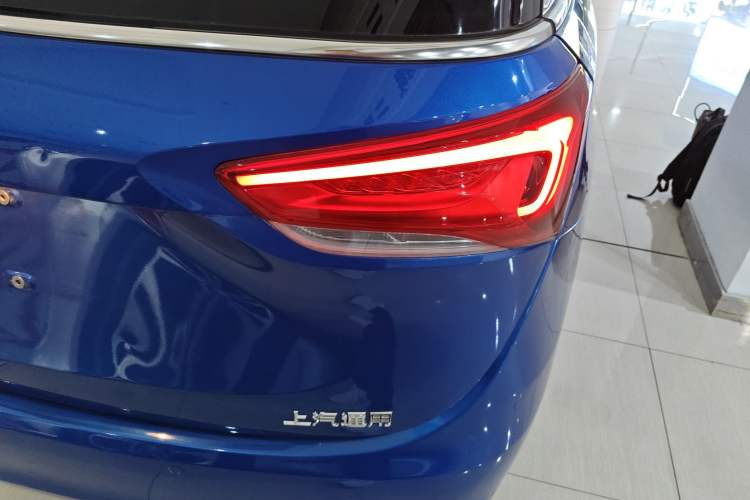 Used Buick GL6 2018 18T 6-Seater Elite Model Exterior 3