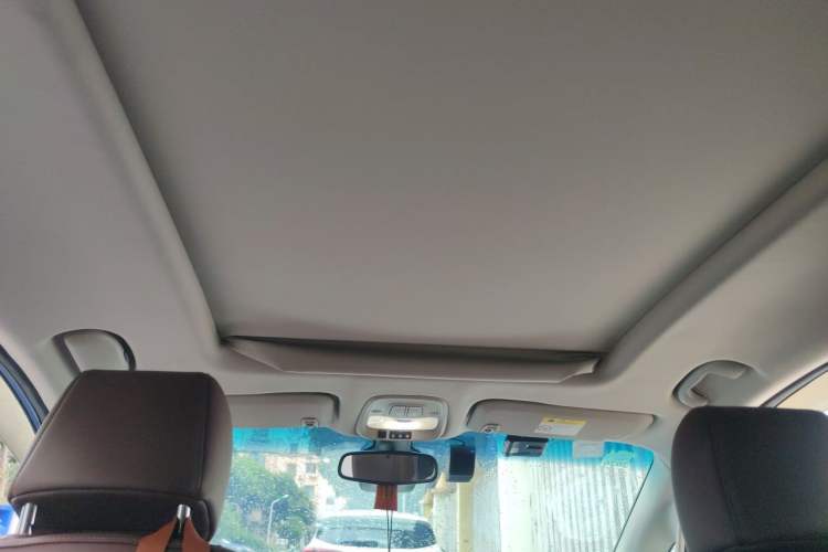 Used Buick GL6 2018 18T 6-Seater Prestige Model Headliner