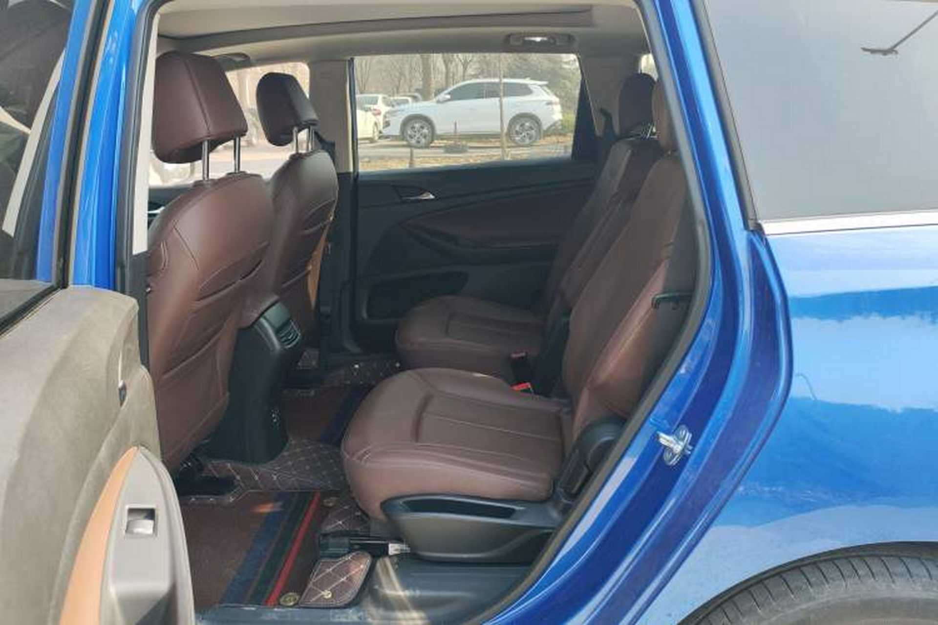 Used Buick GL6 2018 18T 6-Seater Prestige Model Interior 4