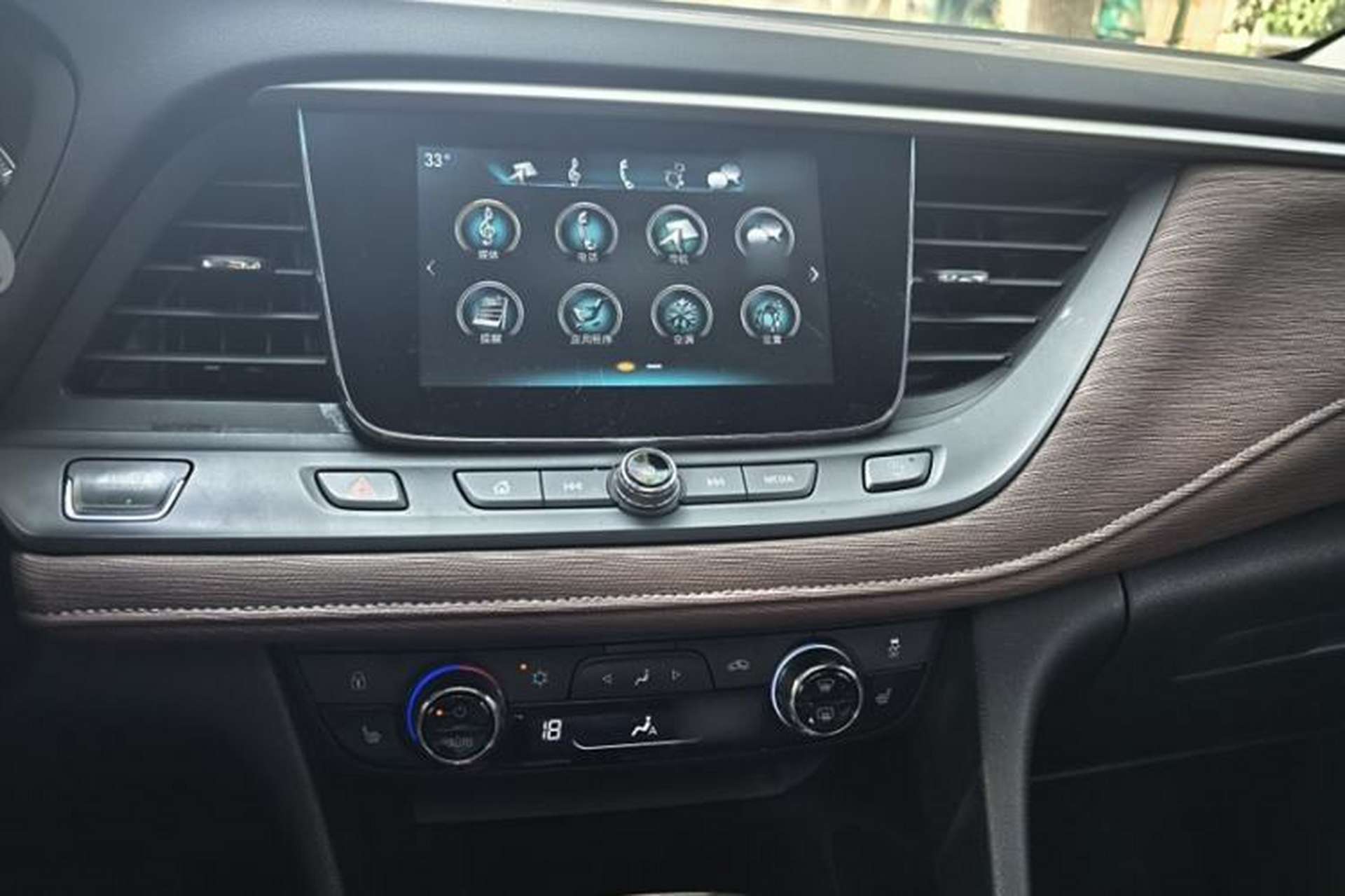 Used Buick GL6 2018 18T 5-seat Luxury Model Interior 4