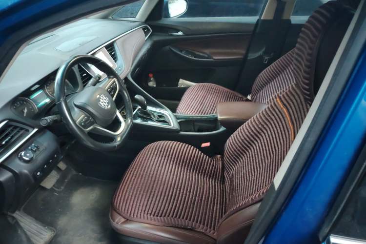 Used Buick GL6 2018 18T 6-Seater Prestige Model Left Front Seat