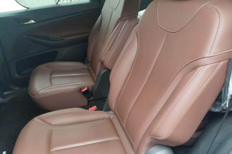 Used Buick GL6 2018 18T 6-Seater Prestige Model Left Rear Seat