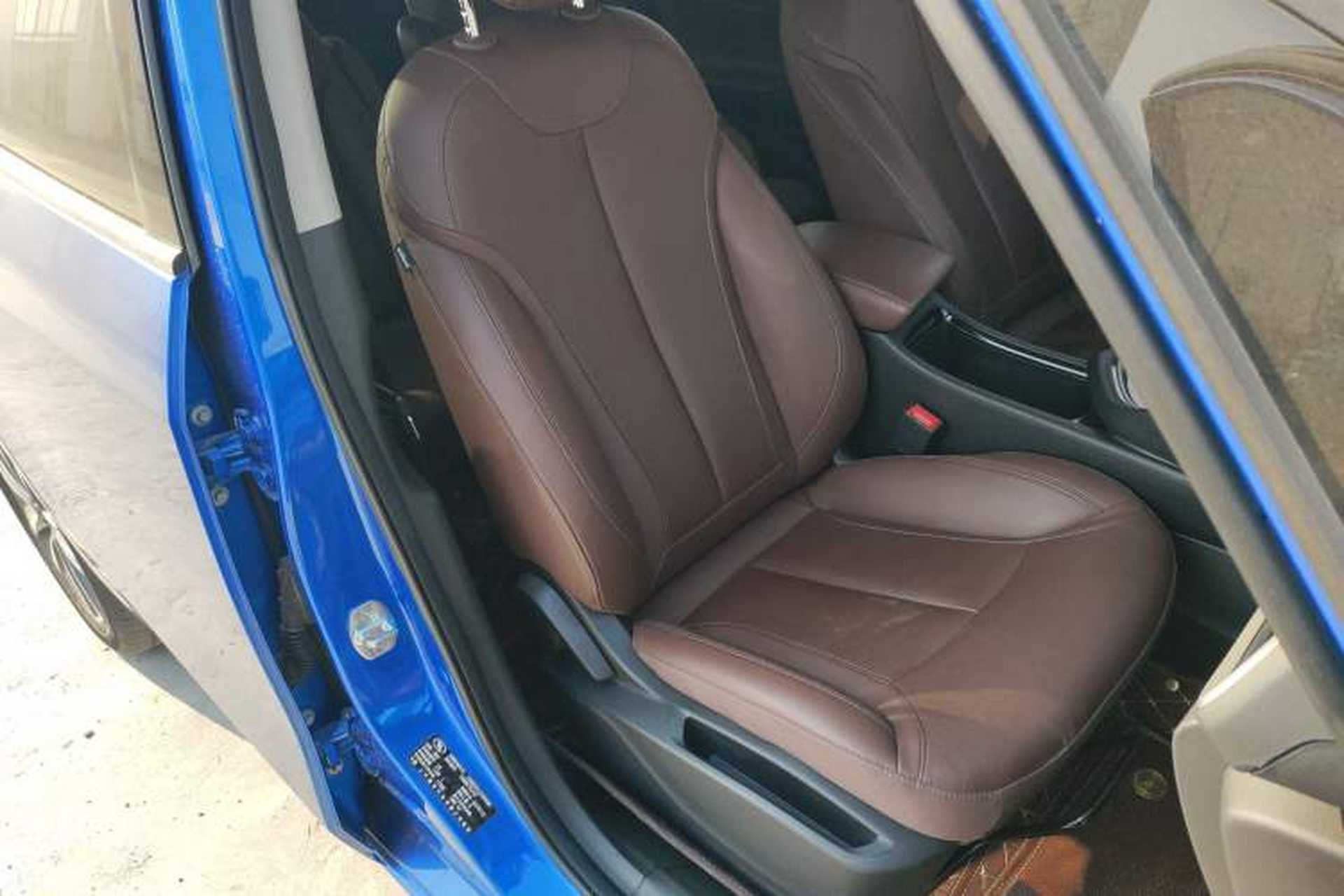 Used Buick GL6 2018 18T 6-Seater Prestige Model Right Front Seat