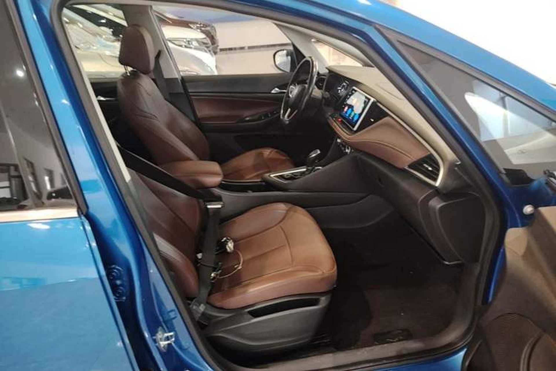 Used Buick GL6 2018 18T 6-Seater Prestige Model Right Front Seat