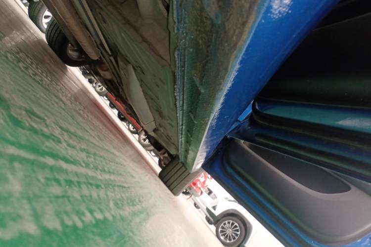 Used Buick GL6 2018 18T 6-Seater Prestige Model Right Side Sill
