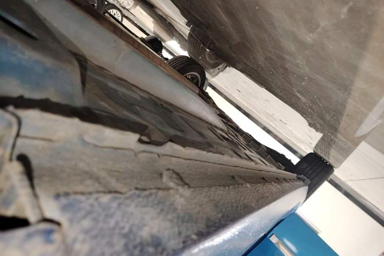 Used Buick GL6 2018 18T 6-Seater Prestige Model Right Side Sill