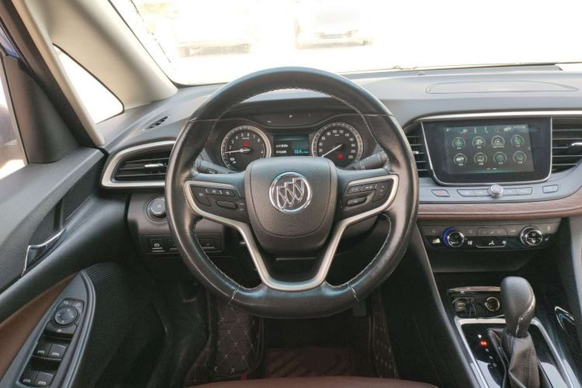 Used Buick GL6 2018 18T 6-Seater Prestige Model Steering Wheel