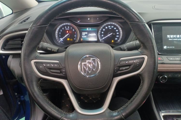 Used Buick GL6 2018 18T 6-Seater Prestige Model Steering Wheel