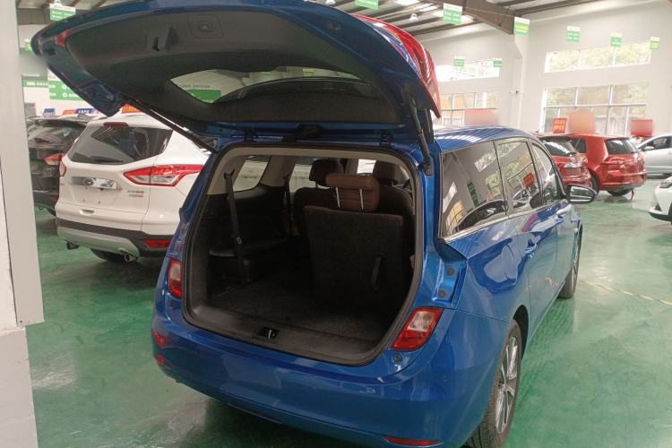Used Buick GL6 2018 18T 6-Seater Prestige Model Trunk