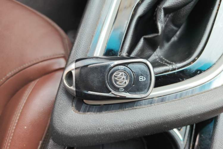 Used Buick GL6 2018 18T 6-Seater Prestige Model Vehicle Key