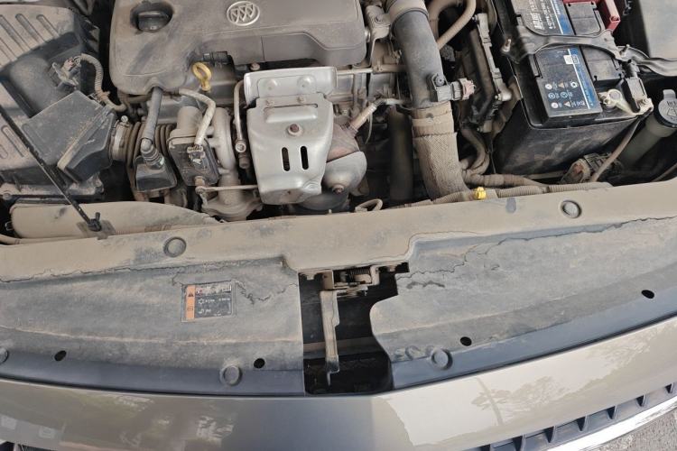 Used Buick GL6 2018 18T 6-Seater Elite Model Engine Bay