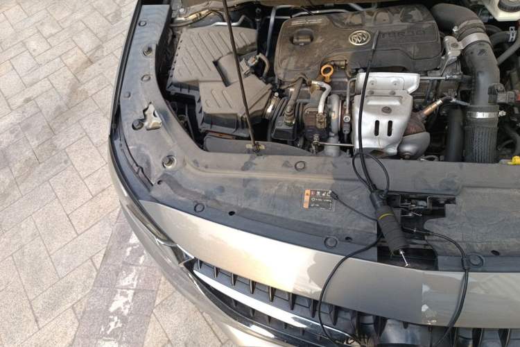 Used Buick GL6 2018 18T 6-Seater Luxury Model Engine Bay Right