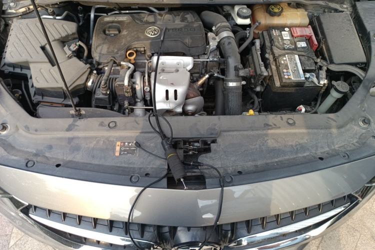 Used Buick GL6 2018 18T 6-Seater Luxury Model Engine Bay