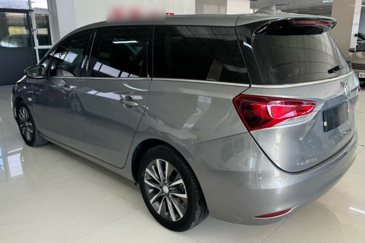 Used Buick GL6 2018 18T 6-Seater Prestige Model Exterior 2