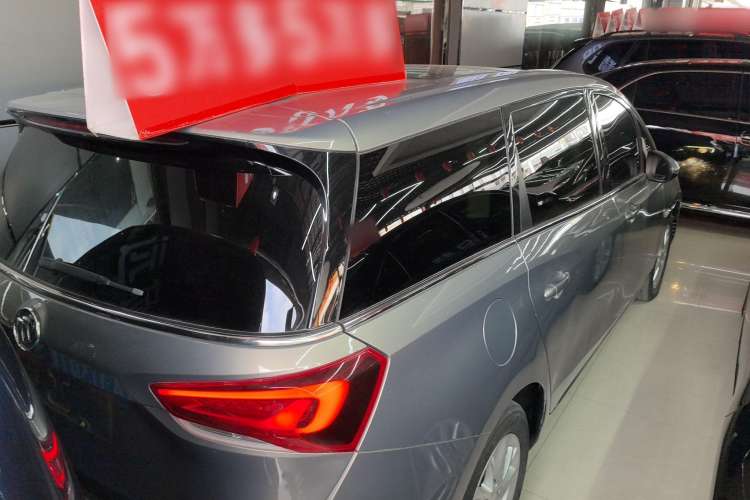 Used Buick GL6 2018 18T 6-Seater Luxury Model Exterior 3