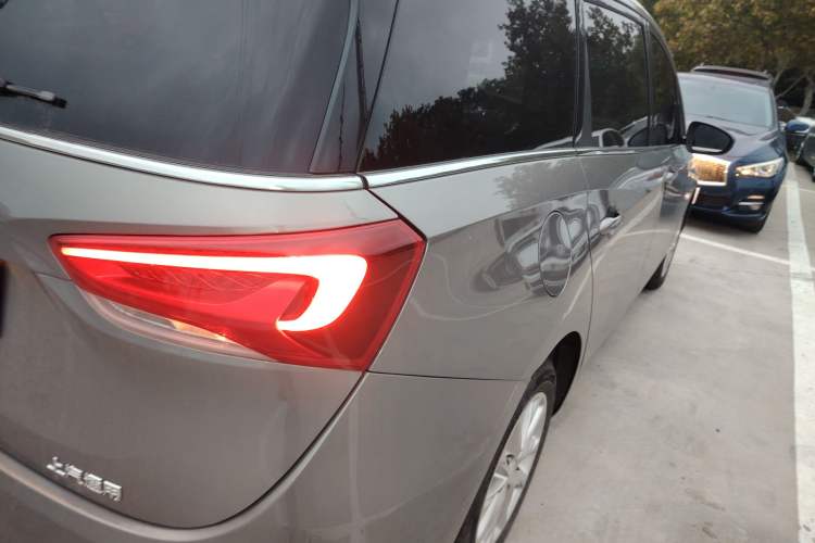 Used Buick GL6 2018 18T 6-Seater Luxury Model Exterior 6