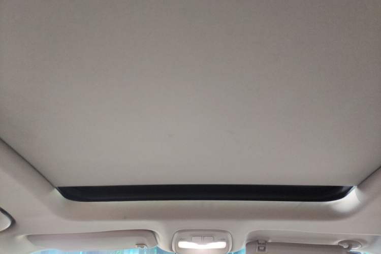Used Buick GL6 2018 18T 5-Seater Elite Version Headliner