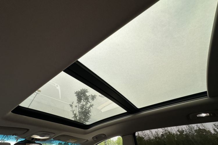 Used Buick GL6 2018 18T 6-Seater Prestige Model Headliner