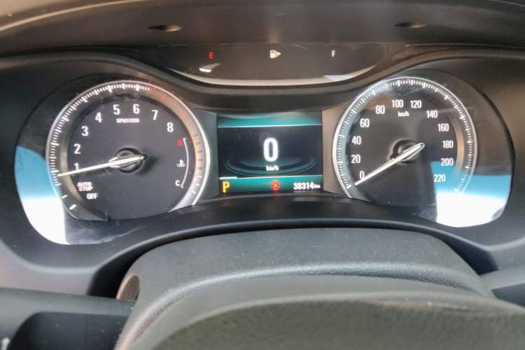 Used Buick GL6 2018 18T 6-Seater Prestige Model Instrument Cluster