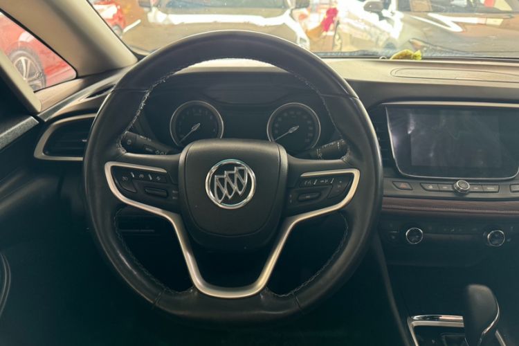Used Buick GL6 2018 18T 6-Seater Prestige Model Interior 15