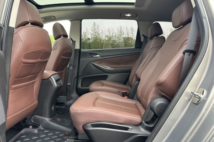 Used Buick GL6 2018 18T 6-Seater Prestige Model Interior 3