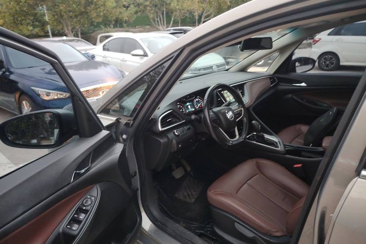 Used Buick GL6 2018 18T 6-Seater Luxury Model Interior 3
