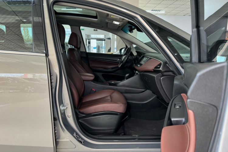 Used Buick GL6 2018 18T 6-Seater Prestige Model Interior 3