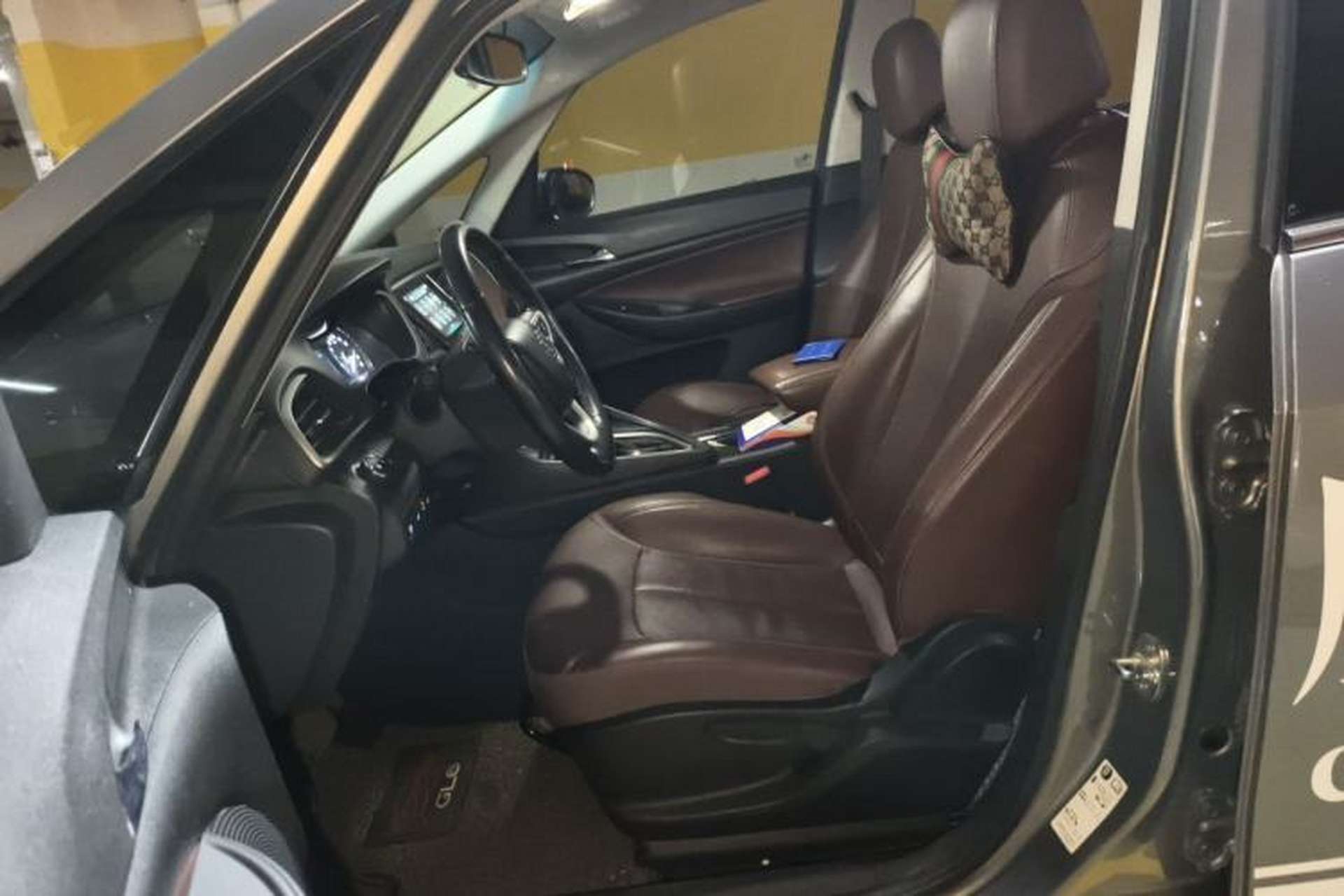 Used Buick GL6 2018 18T 6-Seater Prestige Model Left Front Seat